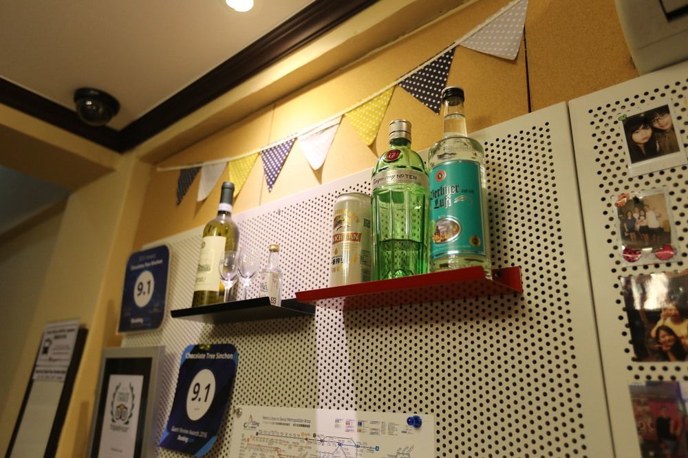 Chocolate Tree Sinchon Hotel Seoul Bagian luar foto